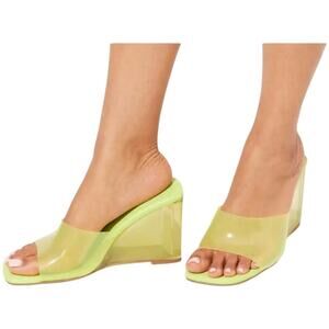 Torrid NWB Lucite Wedge Neon Yellow Open Toe Extra Wide Width Clear Strap Size 6